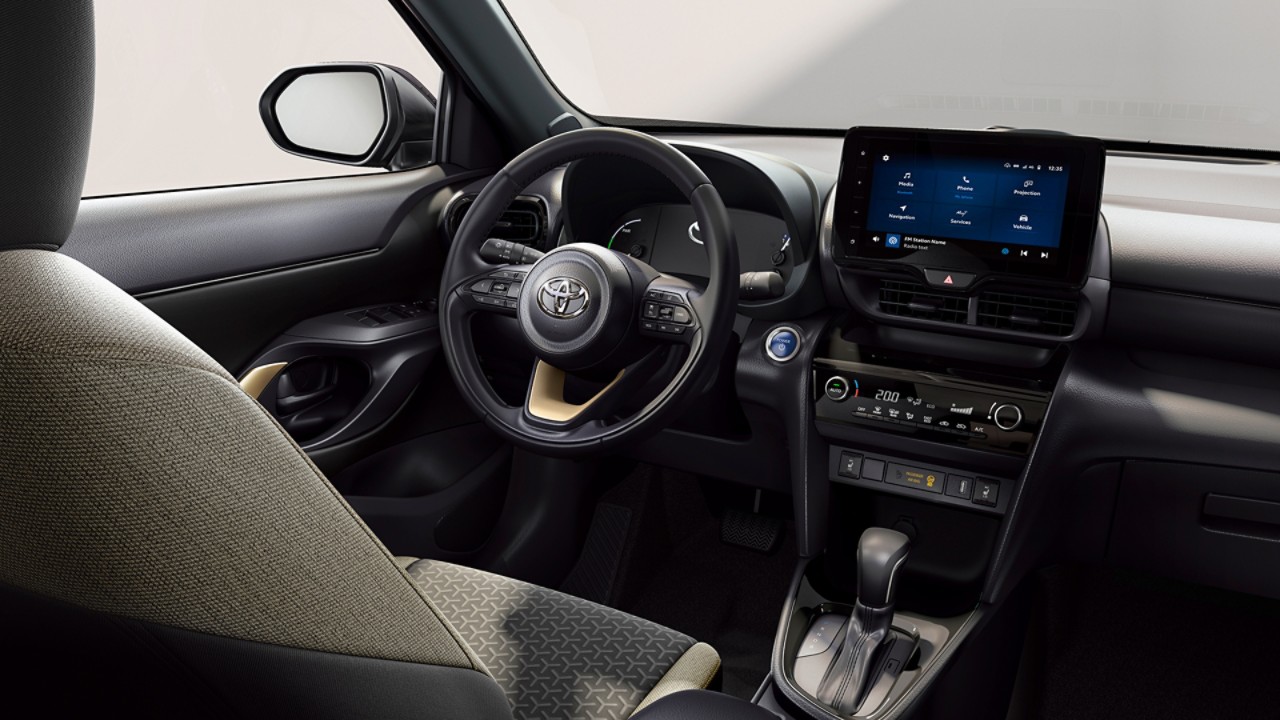 toyota-yaris-cross-interieur-dashboard2