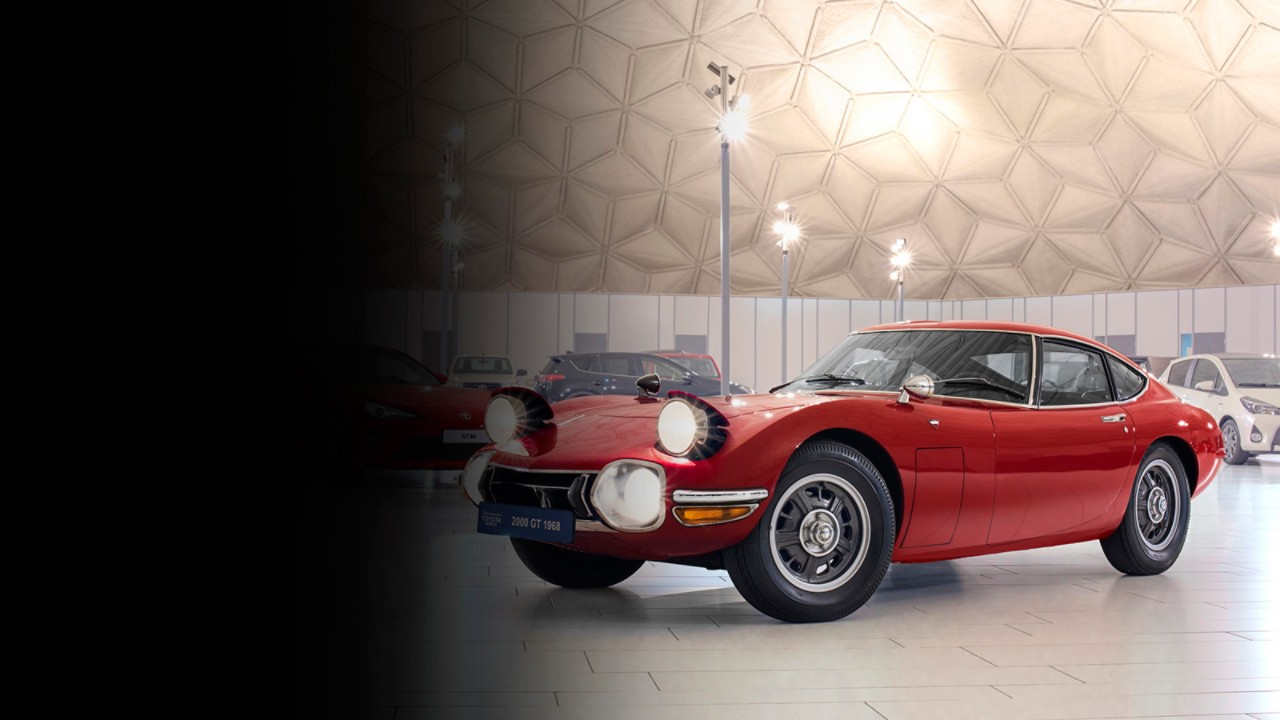 toyota-2000GT-schuinvoor-rood