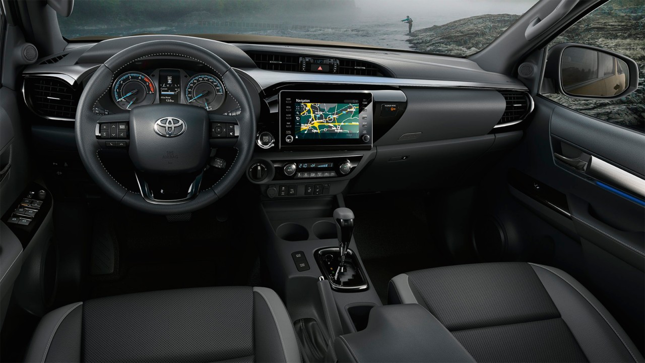 Toyota Hilux interieur dashboard stuur navigatiesysteem