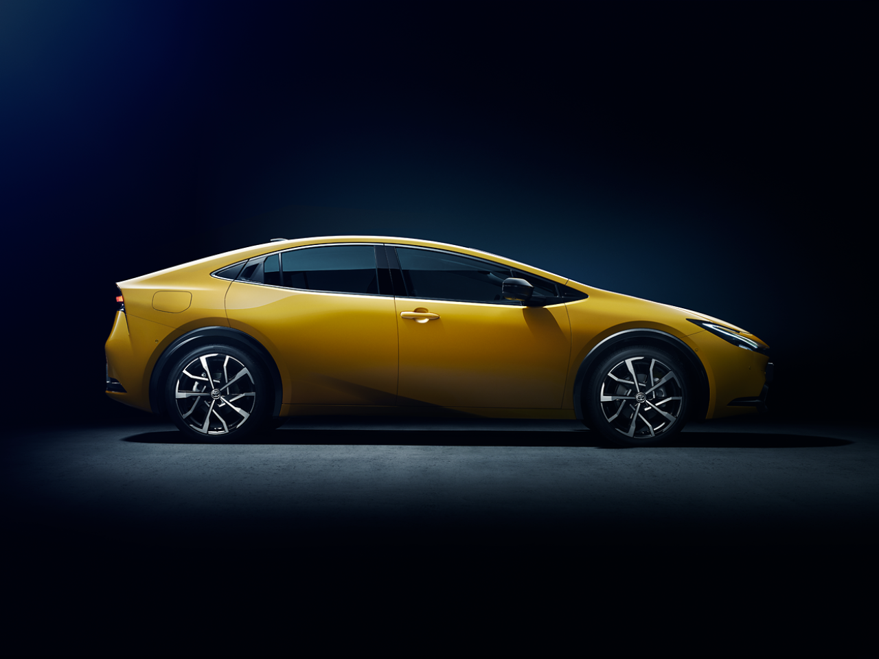 MY24 PRIUS WP-01a