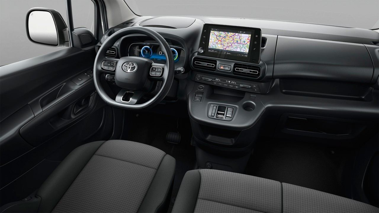 Toyota Proace City Electric interieur dashboard stuur navigatiesysteem
