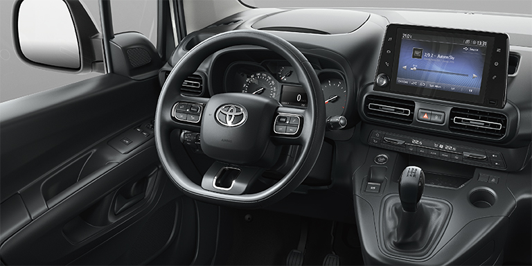 Toyota-proace-city-interieur-dashboard
