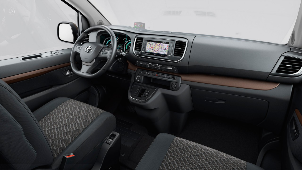 Toyota Proace Verso Electric interieur voorstoelen dashboard