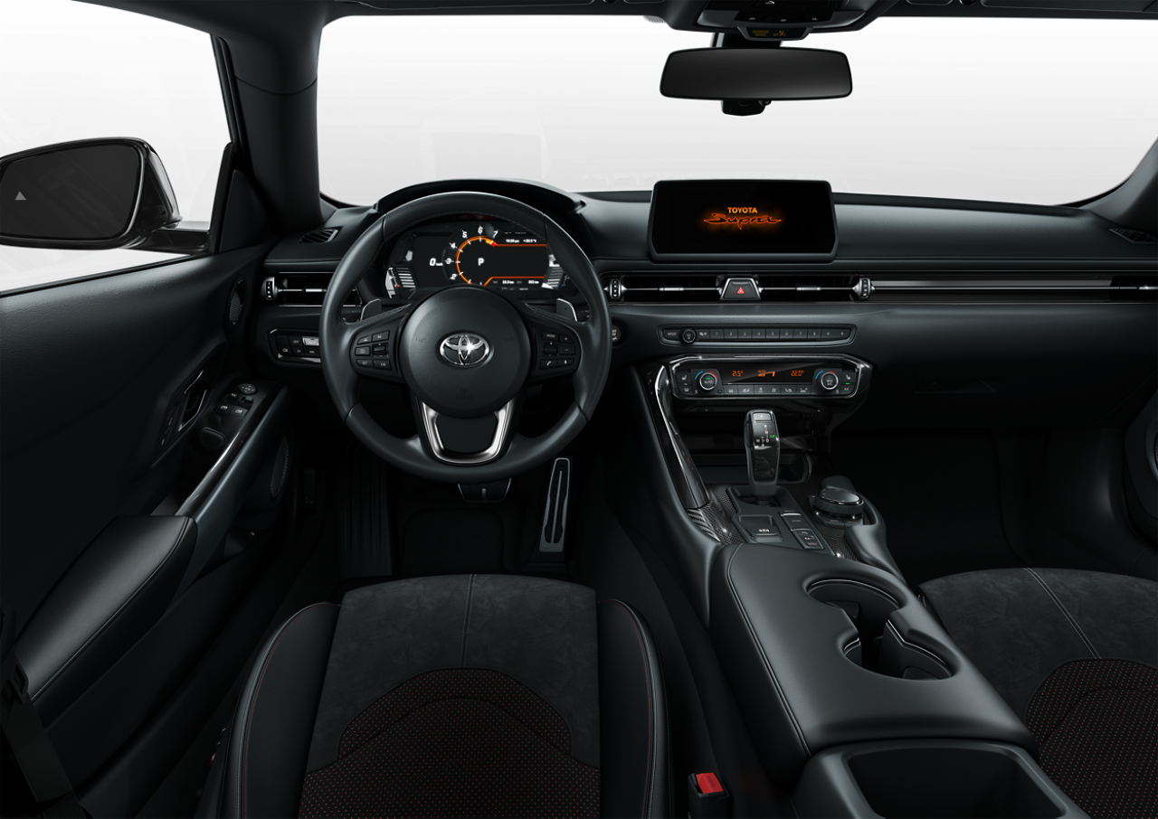 Toyota Supra interieur dashboard bestuurdersstoel middenconsole zwart