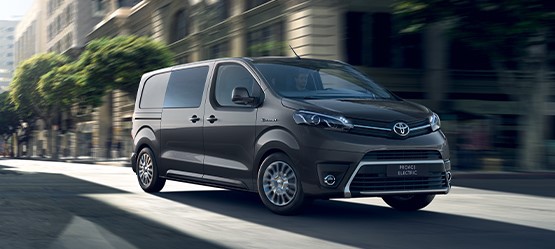 Toyota Proace Electric, exterieur, rechtsvoor, grijs