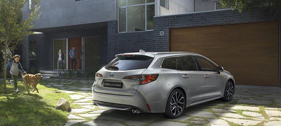 Toyota Corolla Touring Sports Hybrid, exterieur, rechtsachter, grijs