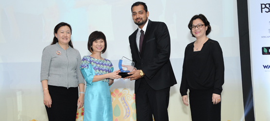 Toyota, Syed Muhammad Abubakar ontvangt Asian Environmental Journalism Awards de SEC