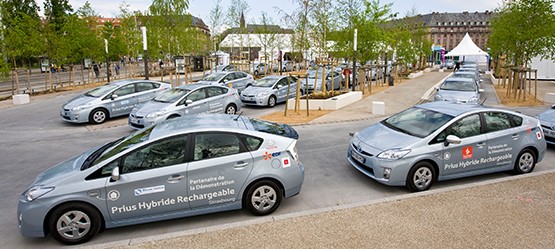 Toyota Plug in Hybrid, exterieur, range