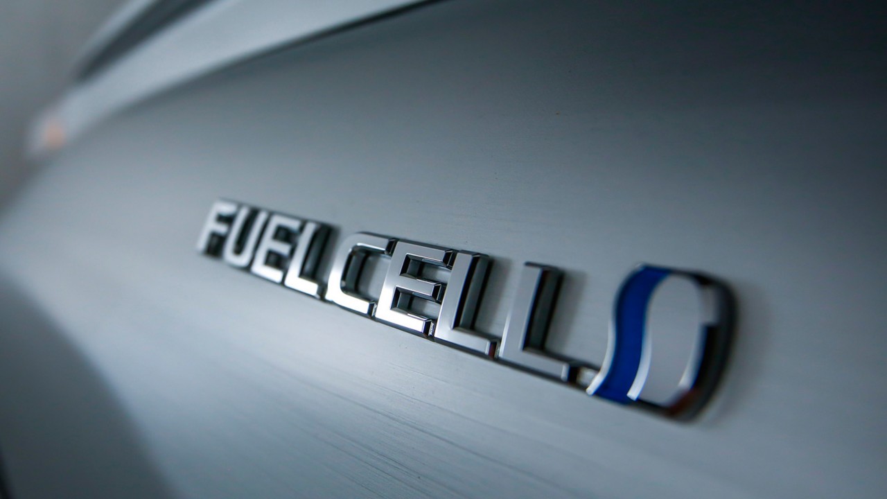 Toyota Mirai, exterieur, fuelcell, embleem