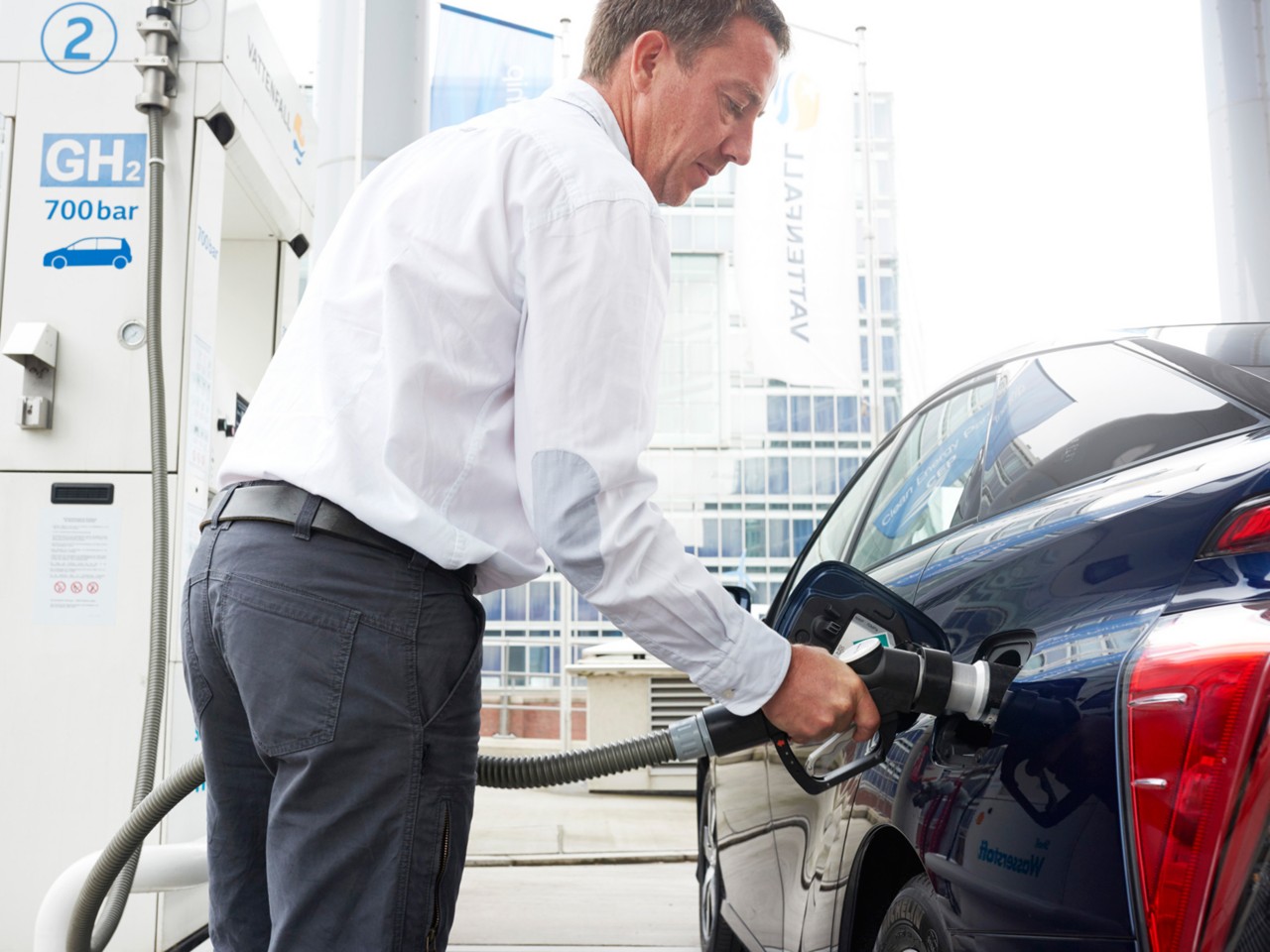 Toyota Mirai, waterstof, tanken