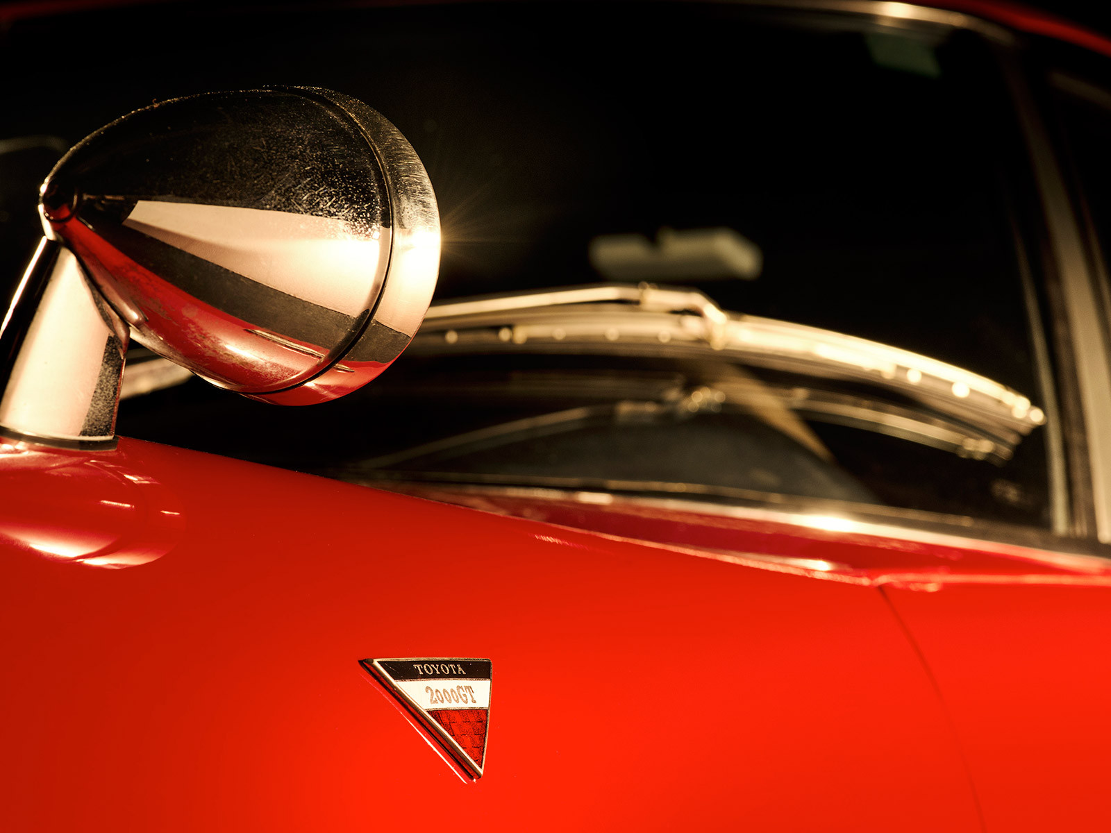 Toyota 2000GT, rood, exterieur, logo, zijkant, detailbeeld