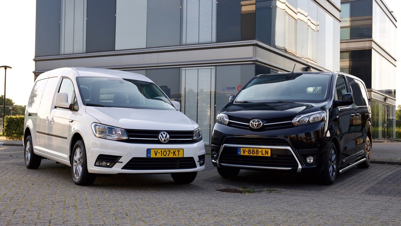 Toyota, exterieur, Proace, vs, vw, caddy, vooraanzicht