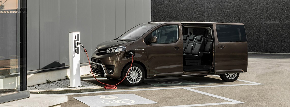 proace verso electric zijkant 2