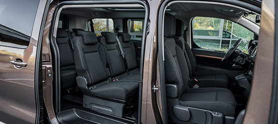 Toyota, interieur, proace, verso, electric, stoelen, deuren, open
