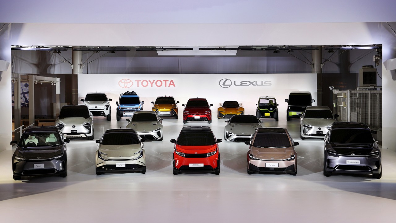 Toyota, exterieur, EV, modellen, range, schuinboven