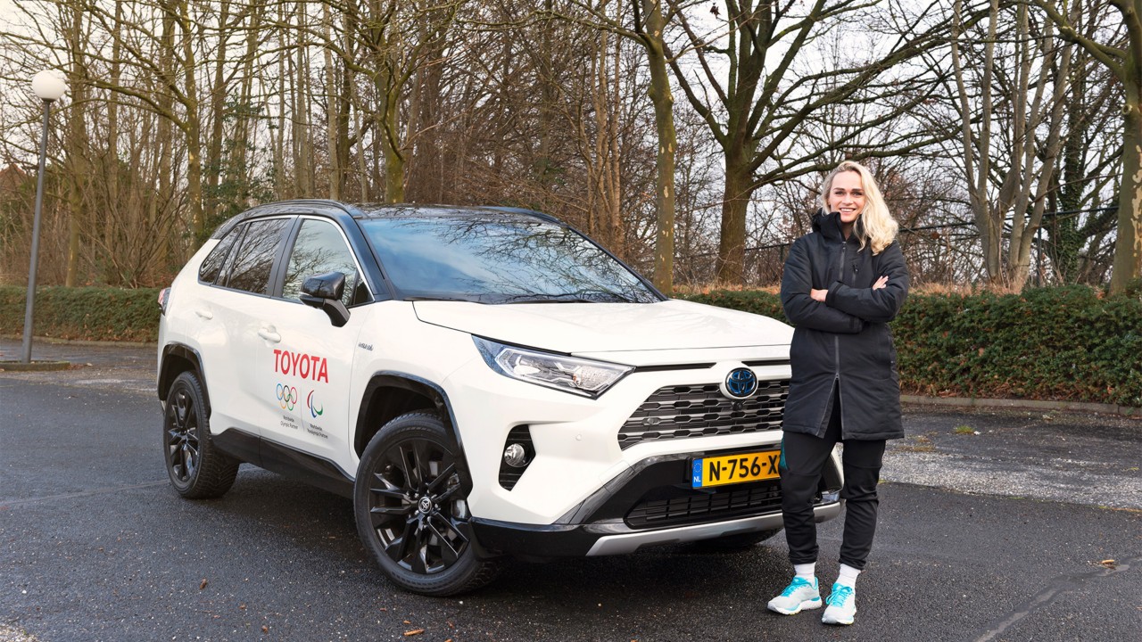 Schaatsster-Irene-Schouten-nieuwe-ambassadeur-Toyota-07