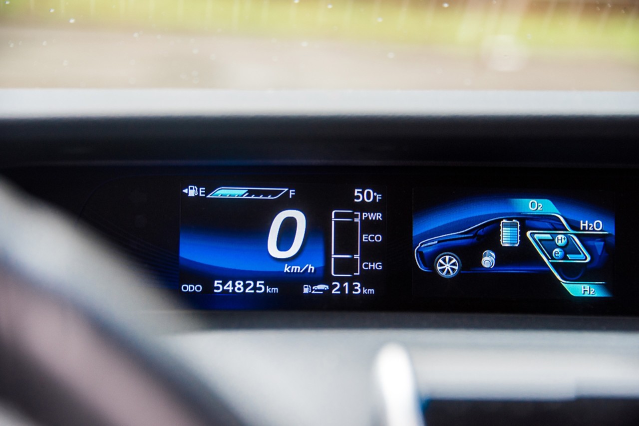 Toyota Mirai, interieur, dashboard, infotainmentsysteem, detail