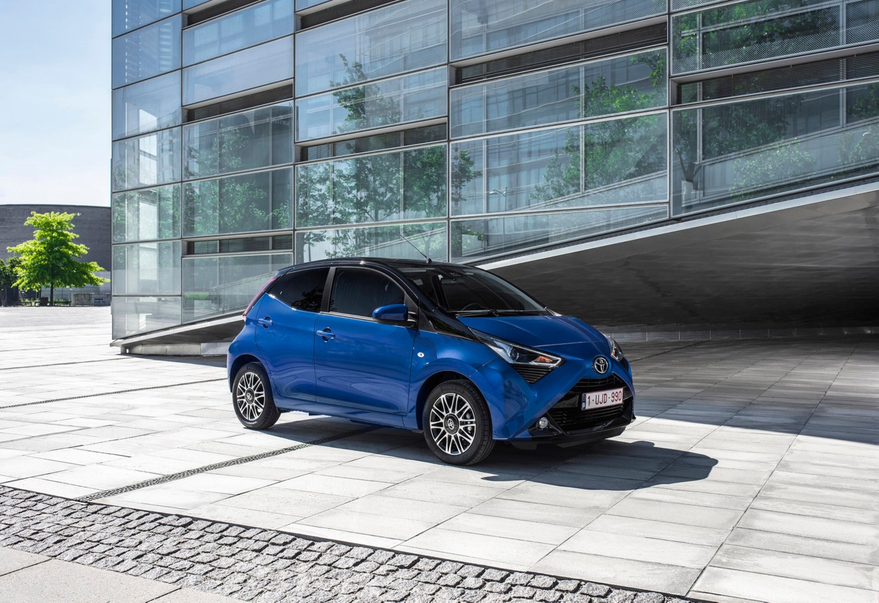 Toyota AYGO, exterieur, zijkant, blauw