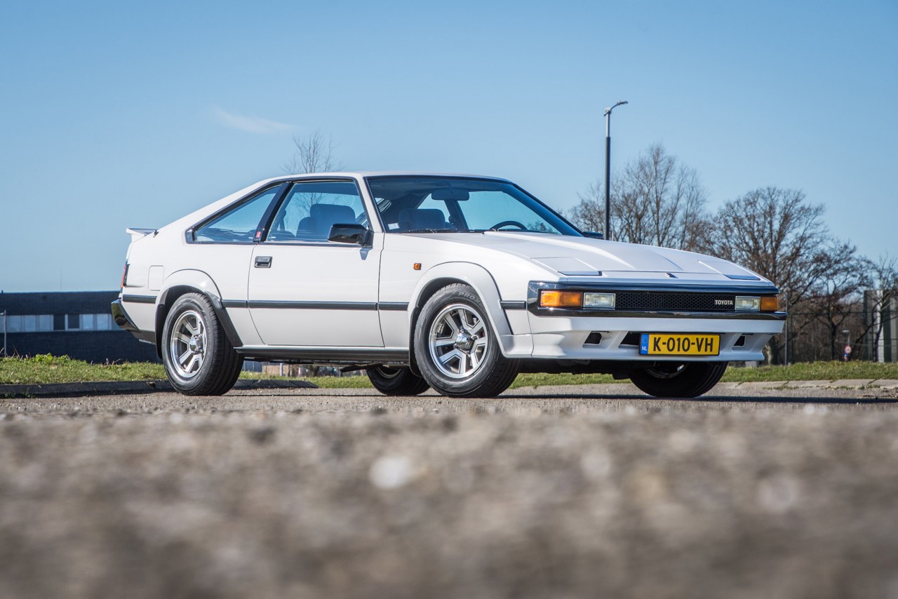 Toyota Celica Supra, exterieur, rechtsvoor, wit, geposeerd