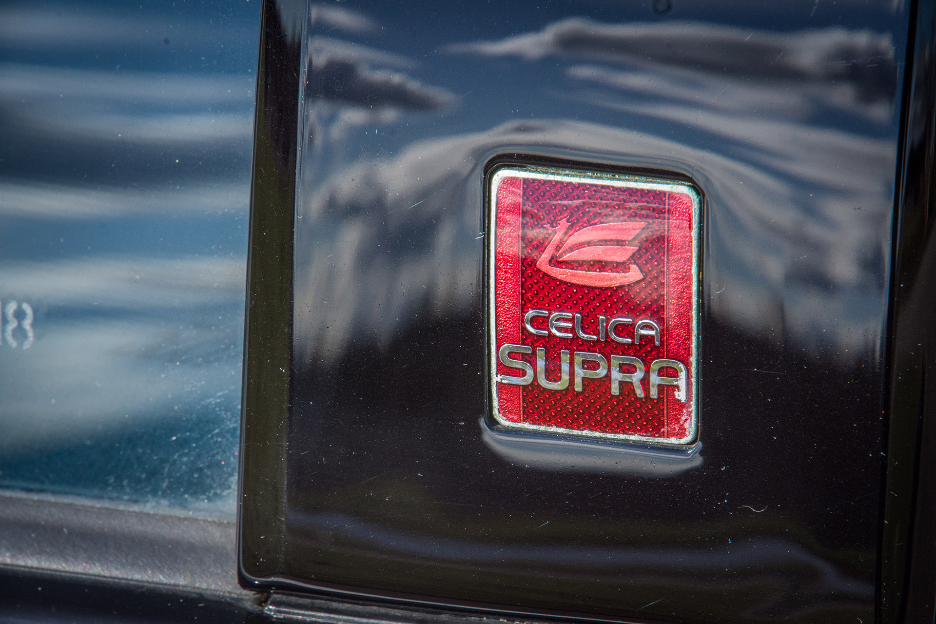 Toyota Celica Supra, modelnaam, embleem, exterieur