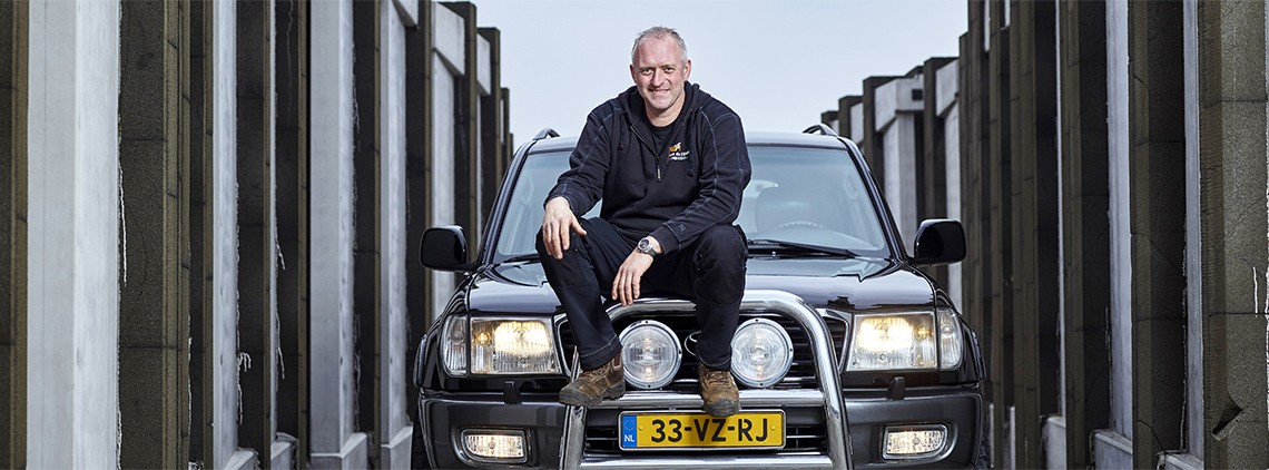 Toyota Land Cruiser, exterieur, voorkant, zwart, John van den Eijnde