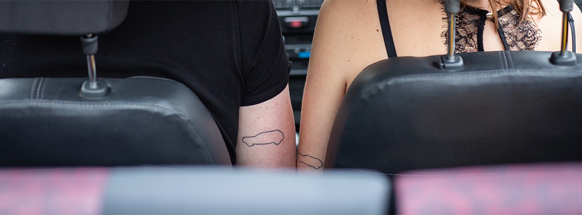 Toyota Starlet, tattoo, Hans en Roxy