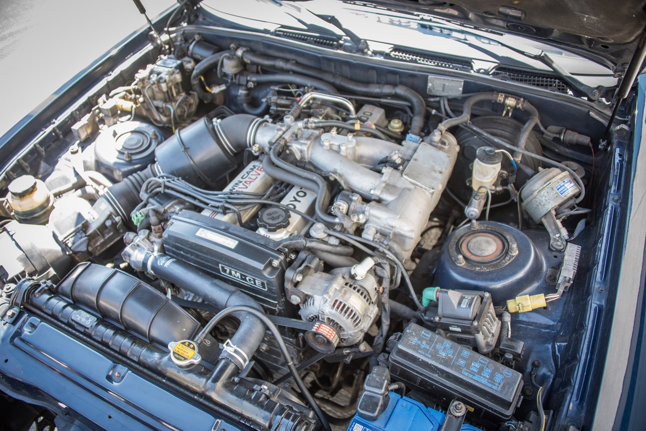 Toyota Supra A70, exterieur, motorblok