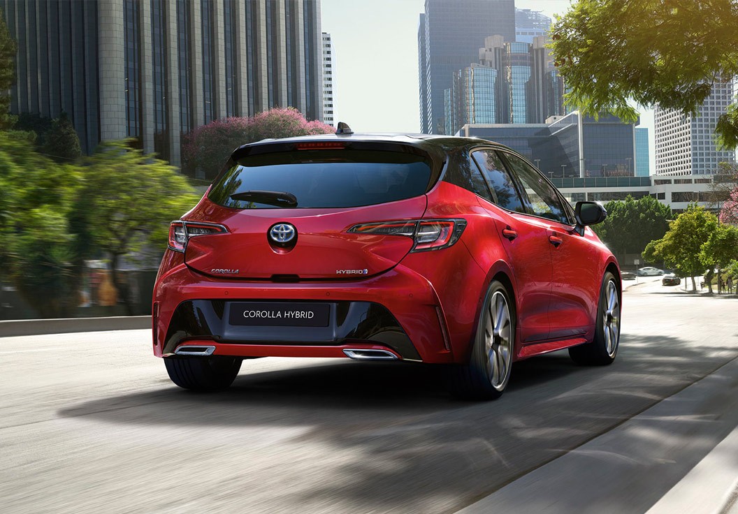 Toyota Corolla Hatchback, exterieur, achterkant, rood