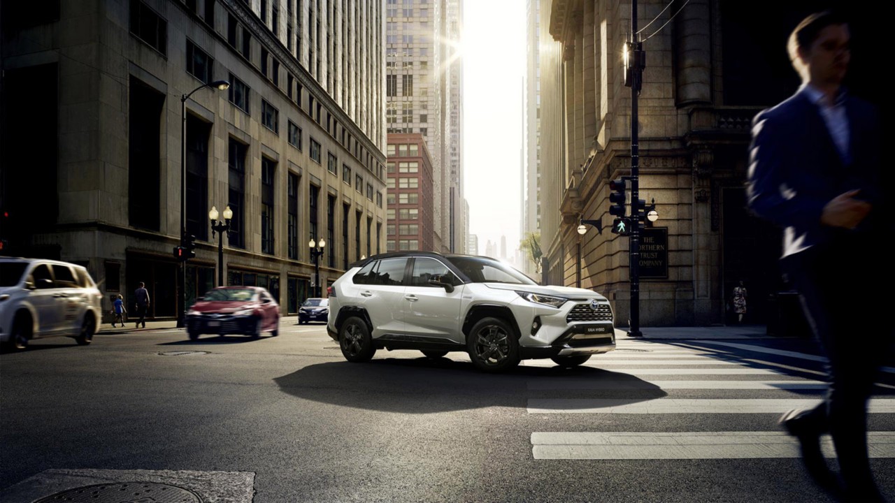 Toyota, RAV4, exterieur, driekwart, links voor, stad