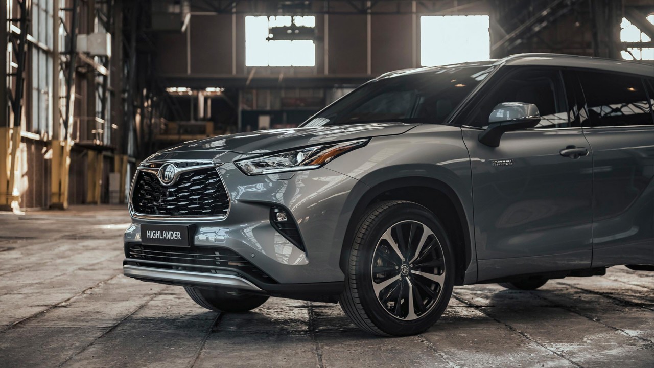 Toyota Highlander, exterieur, linksvoor, voorkant, grijs