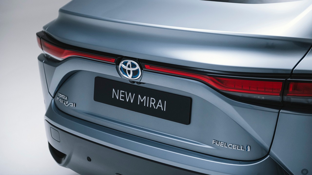 Toyota Mirai, exterieur, achterkant, grijs