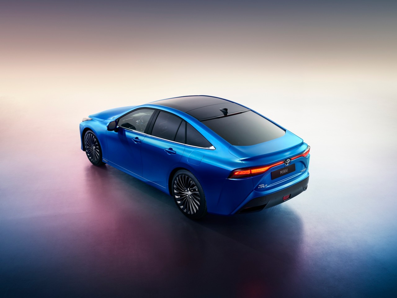 Toyota Mirai, exterieur, linksachter, blauw